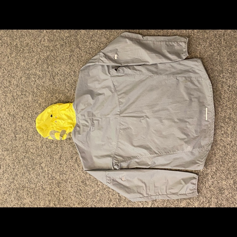 Nike Running - Wind Breaker